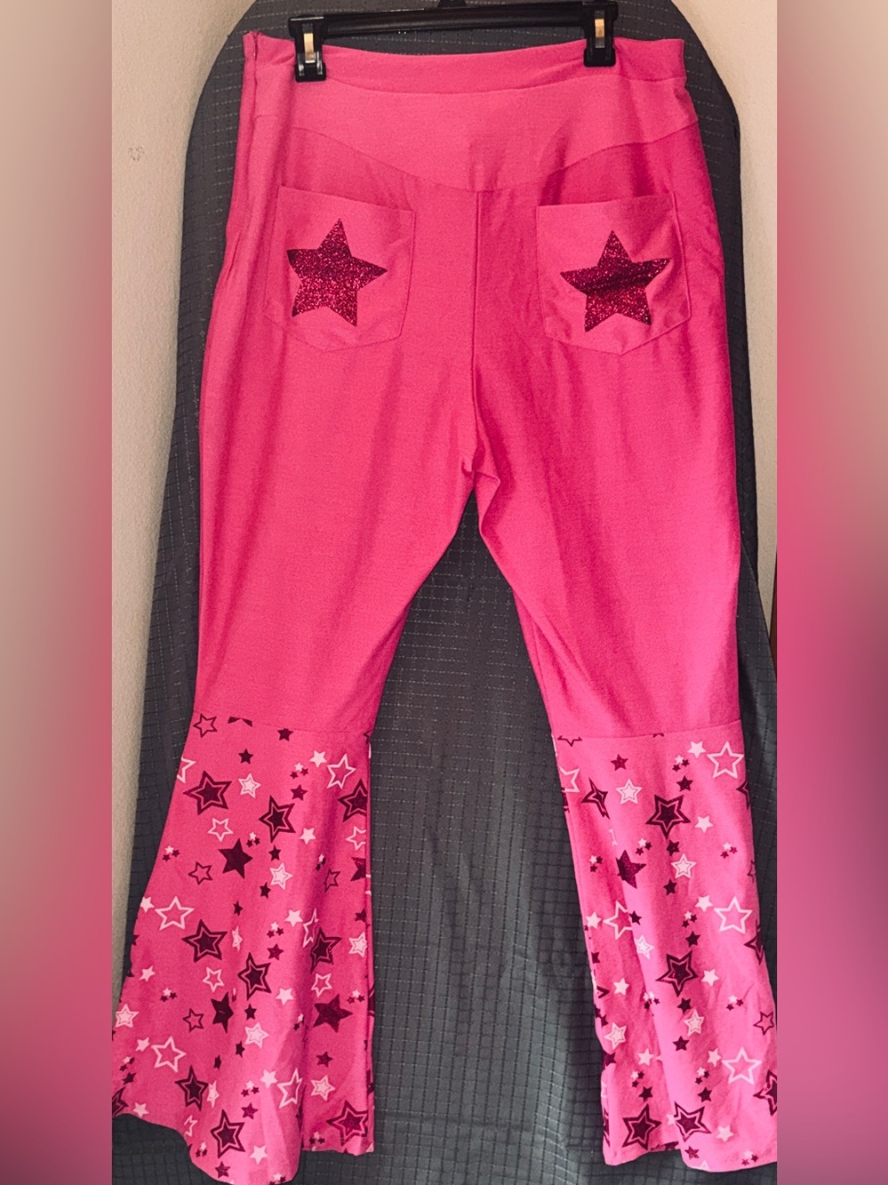 NEW Barbie Hot Pink Star-Print Jumpsuit Set
Halloween Costume - Picture 2 of 7